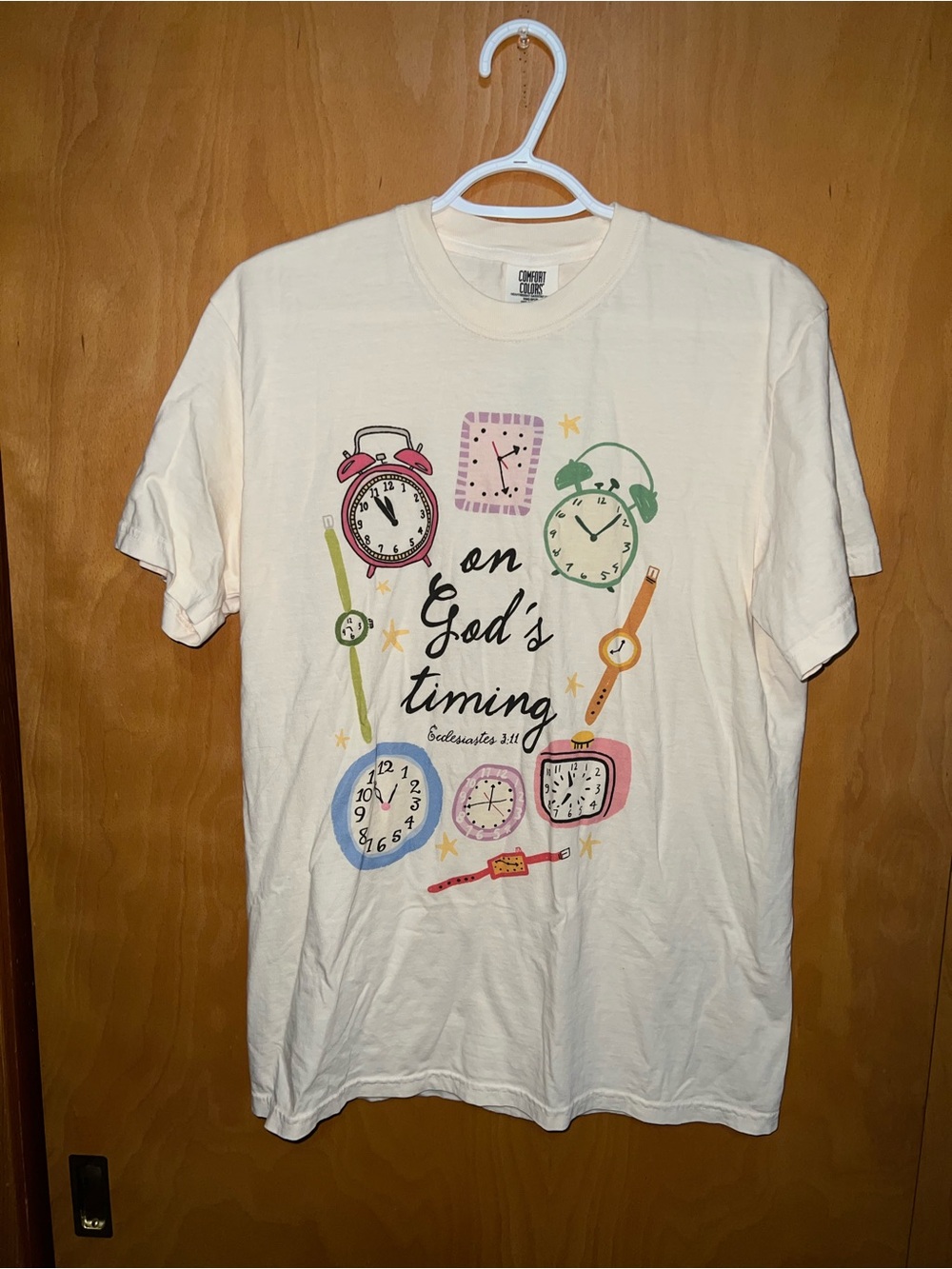 NWT poppy and pine on God’s timing tee M